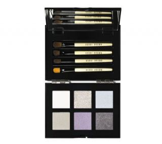 Bobbi Brown Bobbis Pretty Eye Wardrobe —