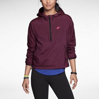 Nike RU Fast Track Half Zip Womens Hoodie.