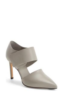 Vince Capri Pump (Women)